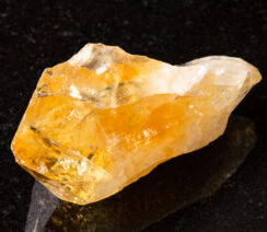 Kamień cytryn – właściwości, o których warto wiedzieć