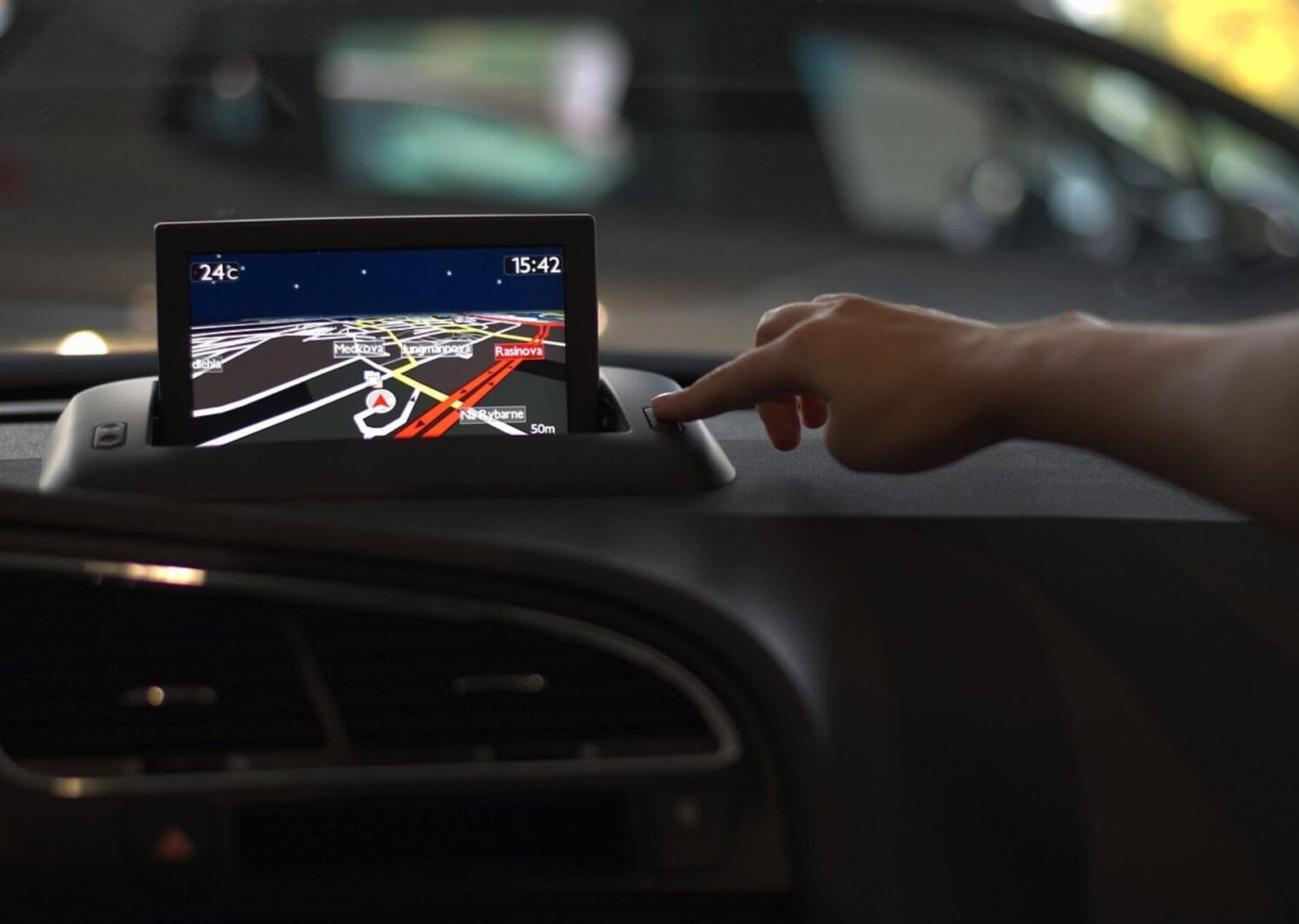 Monitoring GPS w firmie — ile kosztuje?