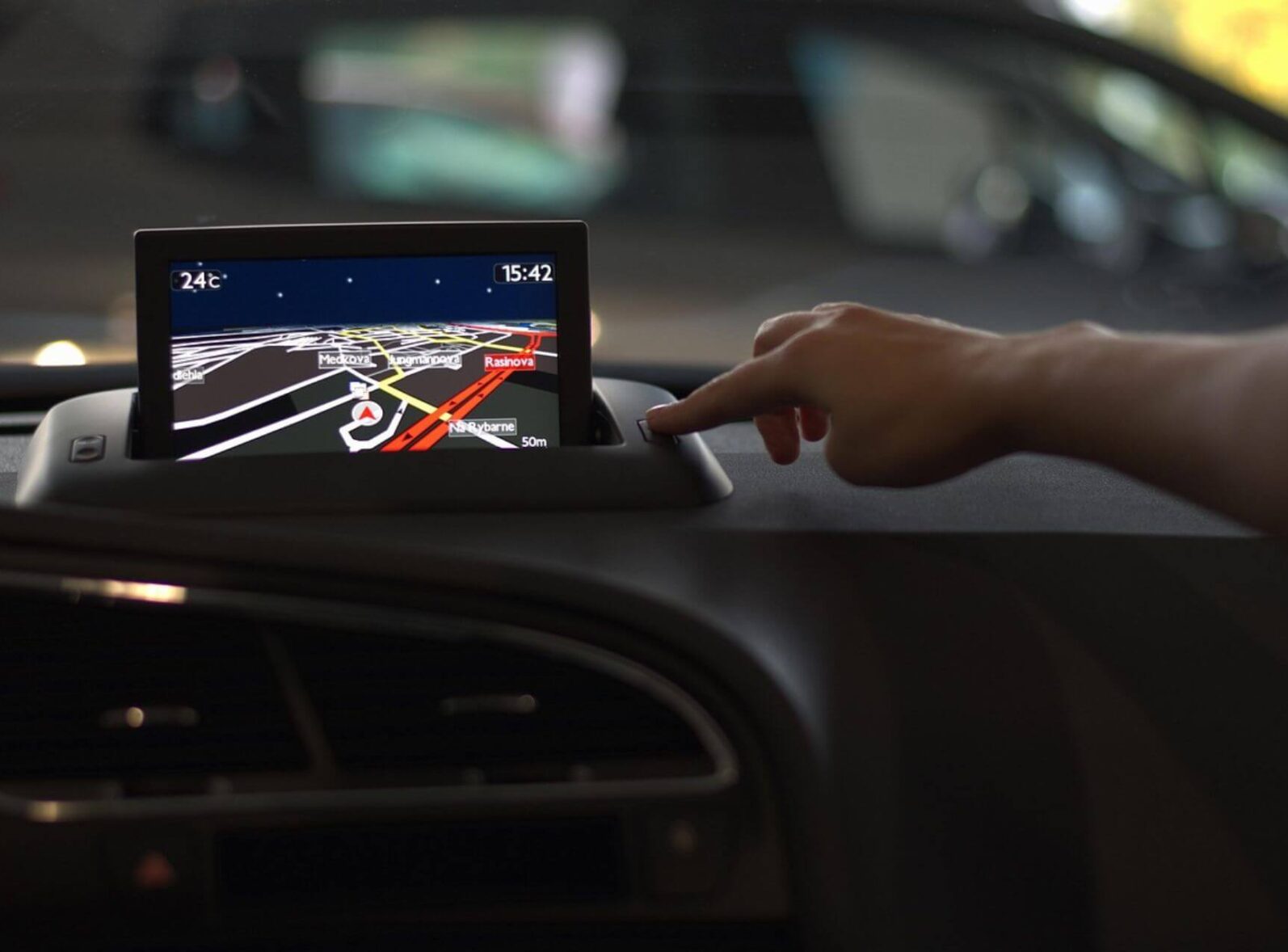 Monitoring GPS w firmie — ile kosztuje?